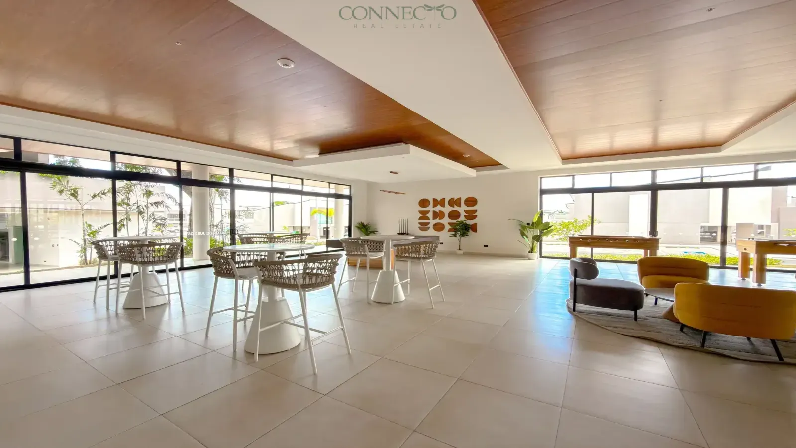 Santa Ana, San Jose, 3 Bedrooms Bedrooms, ,2 BathroomsBathrooms, 185 m&sup2; sqr meters,185 m&sup2;sqr meters, Townhouse,For Rent,1221